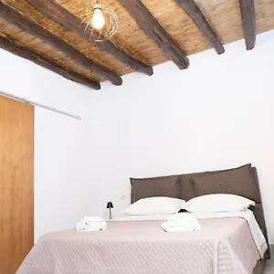 Politeama House , Palermo Italia